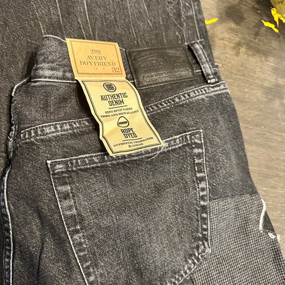 Avery Boyfriend Authentic Denim Jeans - Black